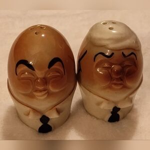Vintage 1950's  Ceramic Salt and Pepper Shakers